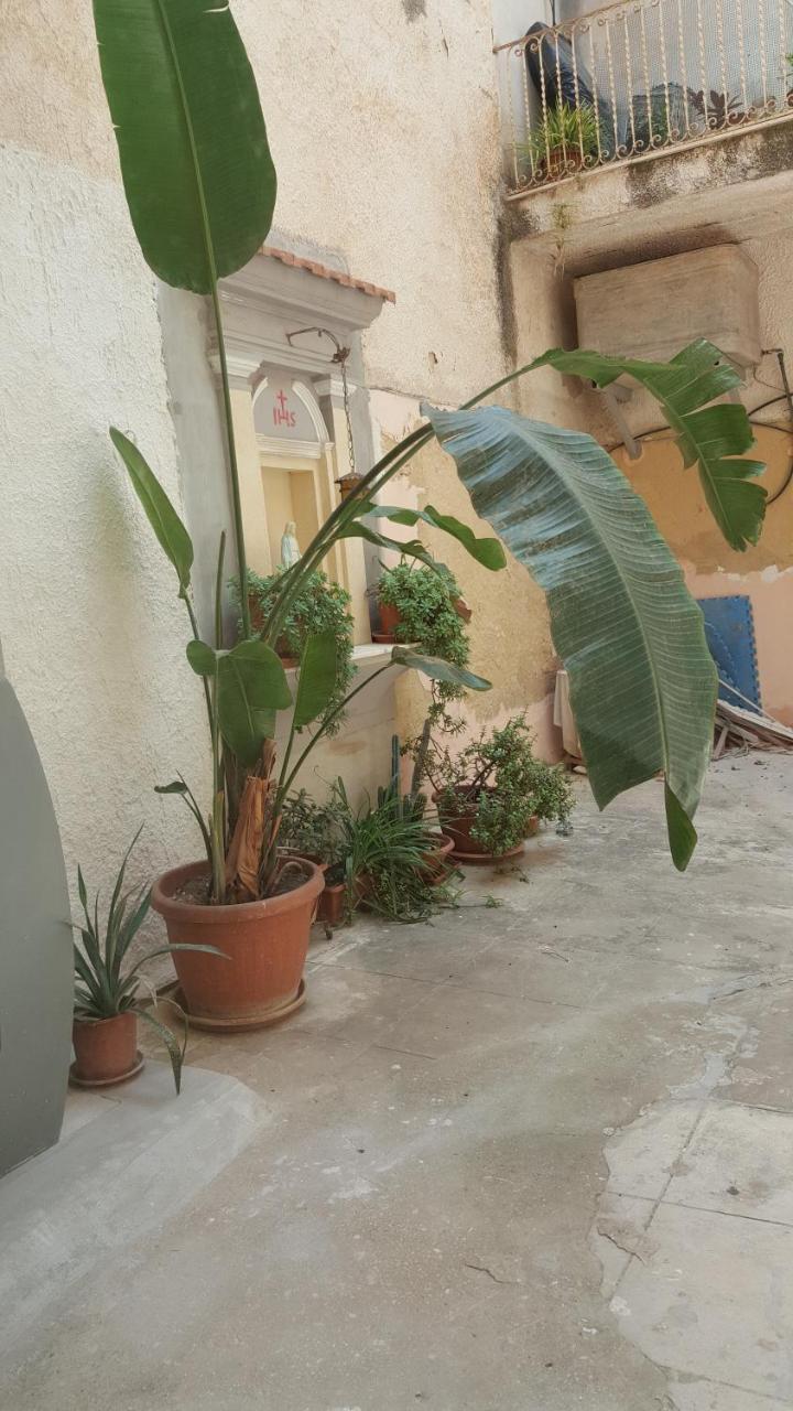 Casa Turismo "Madonna Del Paradiso" Mazara del Vallo Bagian luar foto